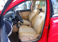 座墊與座套 汽車用品中的細(xì)節(jié)之美與實(shí)用之選